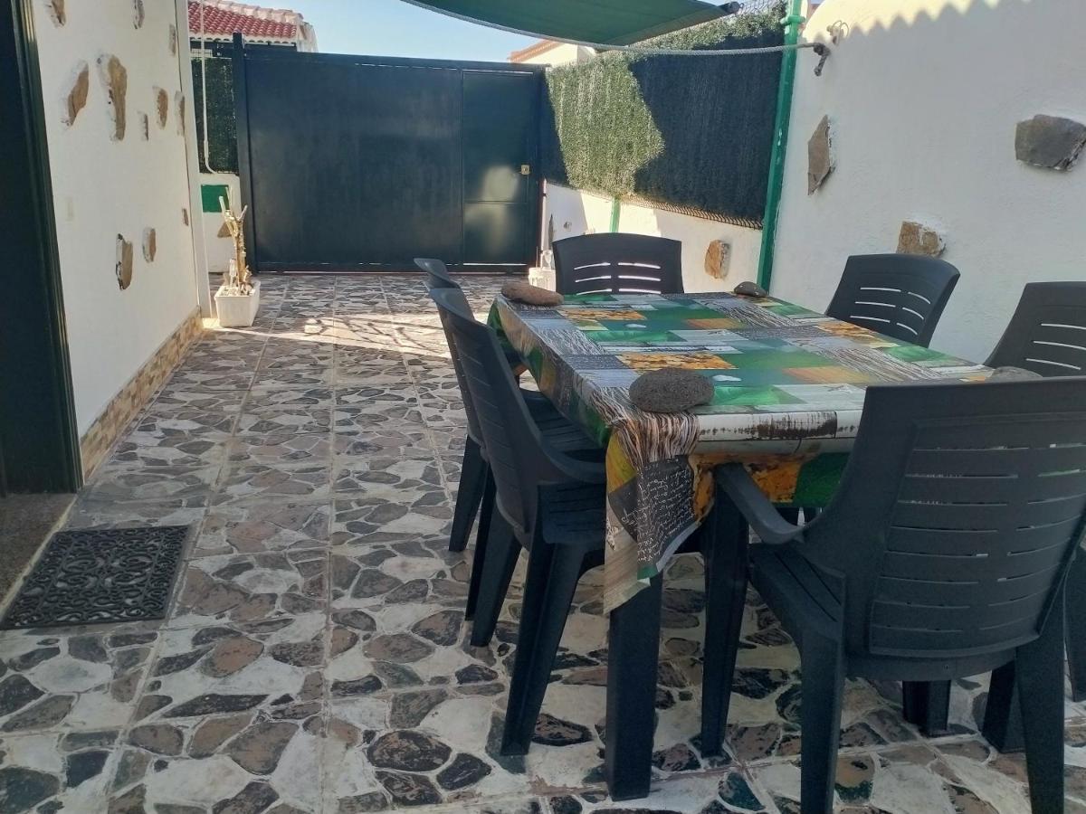 Villa Feliz Abades  Extérieur photo